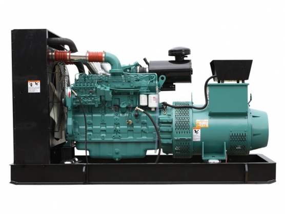 ម៉ាស៊ីនភ្លើងម៉ាស៊ីន Cummins 24kw -1800kw 